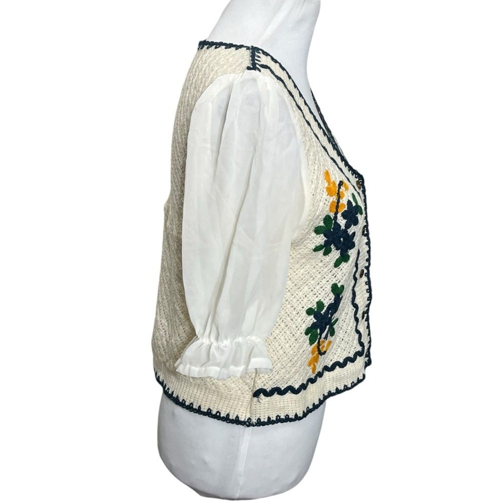 Knit Crochet Button Blouse Women’s XS White Puff Sleeve Embroidered Cottagecore - Picture 5 of 10